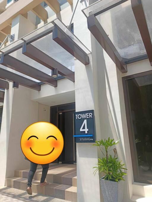 Iza's Studio Manila